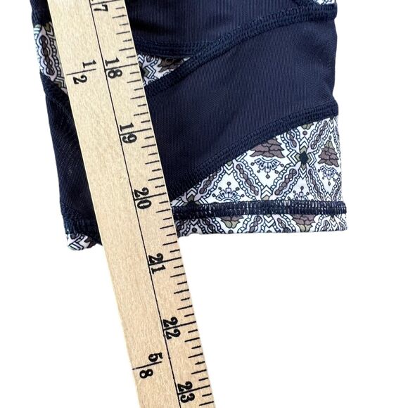 Athleta Leggings Womens S Blue Mosaic Mantra Mesh Capri Activewear Stretch Yoga - Picture 10 of 14